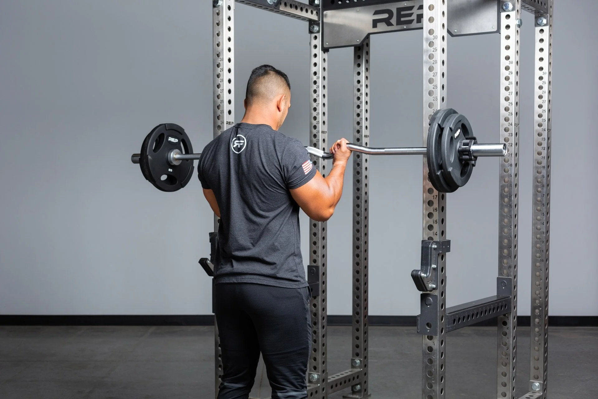 Rackable Curl Bar - Image 3