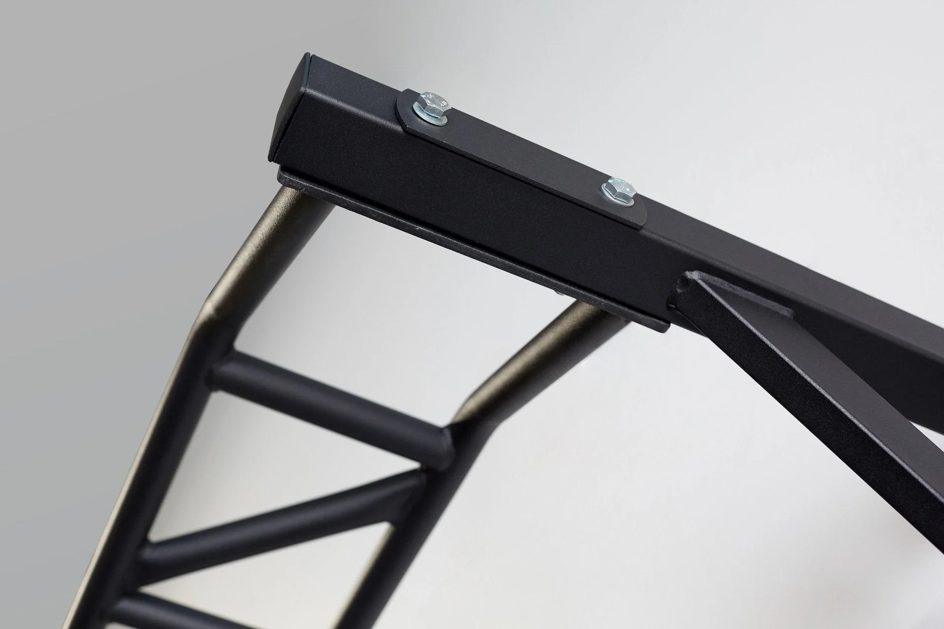 Wall Mounted Multi-Grip Pull-Up Bar - Image 3